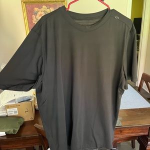 Lululemon Men’s Relaxed Fit License to Train T-Shirt